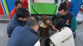 Unit Tipidter Polres Lamongan bersama Disperindag sidak SPBU