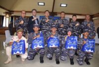 Dankodiklatal Letjen TNI Marinir Nur Alamsyah bersama BRI beri paket lebaran ke prajurit dan PNS