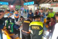 Belasan sopir bus di Bojonegoro dites urine