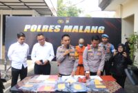 Wakapolres Malang Kompol Imam Mustolih ungkap kasus perampokan