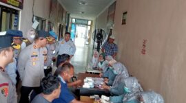 Kapolres Ponorogo AKBP Anton Prasetyo tinjau Rikkes Sopir