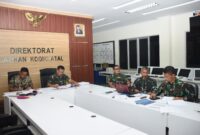 Dirlat Kodikalatal Brigjen TNI Marinir Widodo memimpin Paparan dari Tim Pokja Gerilya Lawan Gerilya