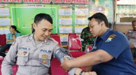 Anggota Polres Tulungagung saat Rikkes di Operasi Ketupat Semeru 2024