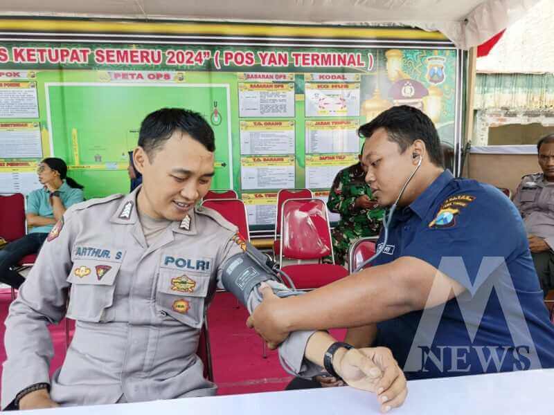 Anggota Polres Tulungagung saat Rikkes di Operasi Ketupat Semeru 2024