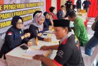 Polisi cek kesehatan dan tes urine crew bus