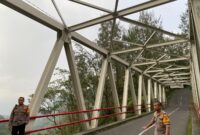 Kapolres Mojokerto AKBP Ihram Kustarto bersama Wakapolres Kompol Yulie Khrisna Cek Jalur Ekstrem Mojokerto - Batu