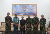 Satdik - 2 Kodiklatal serahkan zakat fitrah