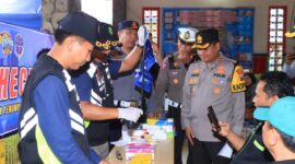 Kapolres Ngawi AKBP Argowiyono didampingi Kasatlantas tinjau terminal Kertonegoro