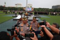 Dirlantas Polda Jatim Kombespol Komarudin beri himbauan di arus balik lebaran