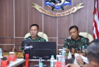 Dankodiklatal Letjen TNI Marinir Nur Alamsyah didampingi Wadan Kodikalatal