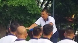 Wadan Kodiklatal  Laksda TNI Eko Wahjono ajak personel olahraga