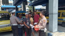 Satlantas Polres Ponorogo bersama puluhan sopir