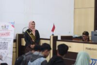 Satpas SIM Polres Kediri Kota gunakan pakaian adat