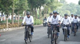 Dankodiklatal Letjen TNI Marinir Nur Alamsyah Fun Bike bersama pimpinan Kotama TNI AL