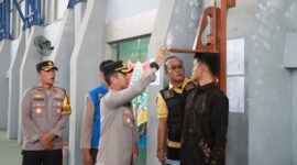 Kapolres Bojonegoro AKBP Mario Prahatinto cek penerimaan calon anggota Polri