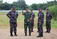 Aslog Kasal Laksda TNI Eko Sunarjanto tinjau Satdik - 2 Kodiklatal
