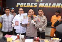 Wakapolres Malang Kompol Imam Mustolih ungkap kasus perampokan di Kalipare
