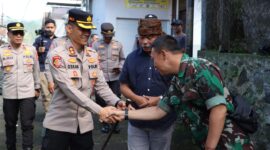 Kapolres Batu AKBP Oskar Syamsuddin saat Jum'at Curhat