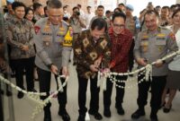 Kapolda Jatim Irjen Pol Drs. Imam Sugianto resmikan Klinik Immunoteraphy Nusantara By Terawan di RS Bhayangkara Surabaya