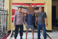 Polsek Kenjeran tersangka beserta barang buktinya