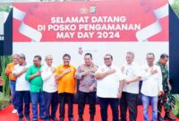 Kapolri Jenderal Listyo Sigit Prabowo tinjau peringatan hari Buruh Internasional