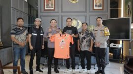 Persebaya Apresiasi Polrestabes Surabaya saat Pertandingan Liga 1