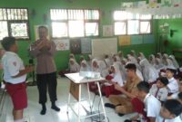 Satbinmas Polresta Sidoarjo edukasi pelajar SDN Lebo