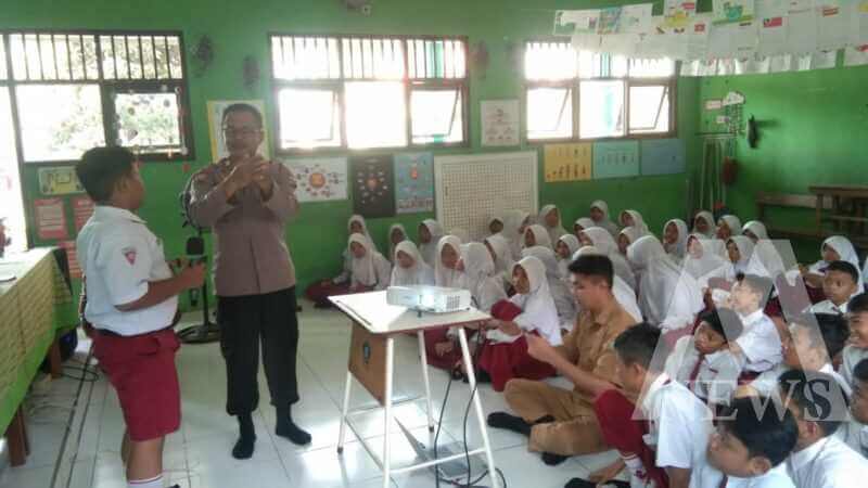 Satbinmas Polresta Sidoarjo edukasi pelajar SDN Lebo