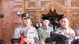Kapolres Lamongan AKBP Bobby A. Condroputra saat peresmian Pondok Rehabilitasi Mental Putri Yayasan Berkas Bersinar Abadi