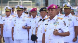 Dankodiklatal Letjen TNI Marinir Nur Alamsyah Pimpin Ziarah di TMP 10 Nopember Surabaya