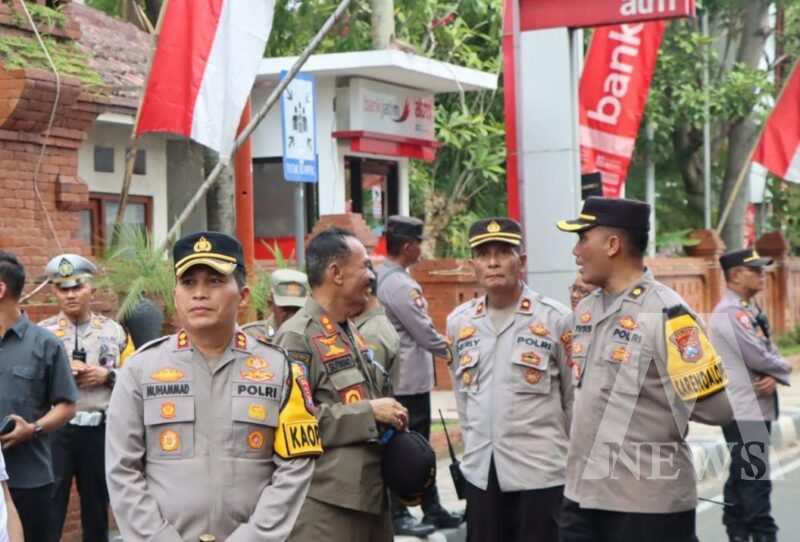 Kapolres Nganjuk AKBP Muhammad saat pengamanan ibadah Kenaikan Isa Al-Masih