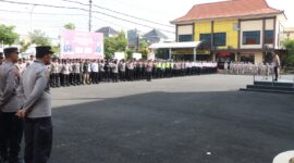 Kapolres Bojonegoro AKBP Mario Prahatinto ingatkan seluruh personil Netral di Pilkada 2024