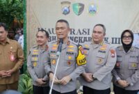 Kapolda Jatim Irjen Pol Drs. Imam Sugianto saat peresmian RS Bhayangkara