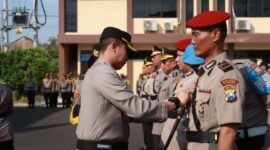 Kapolres Bojonegoro AKBP Mario Prahatinto pimpin sertijab