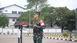 Komandan Satdik - 2 Kodiklatal Kolonel Laut (P) Teddy Barata