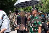 Dankodiklatal Letjen TNI Marinir Nur Alamsyah takziah ke rumah duka