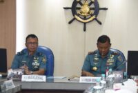 Wadan Kodiklatal Laksda TNI Eko Wahjono bersama Wairjenal Laksma TNI Fransiskus Sugeng Rianto