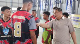 Kabid Humas Polda Jatim Kombespol Dirmanto saat beri arahan