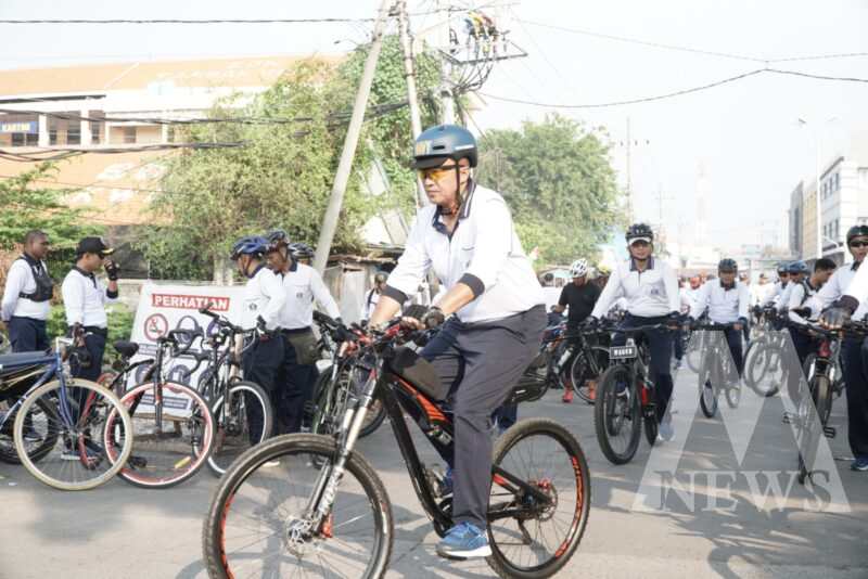 Dankodiklatal Letjen TNI Marinir Nur Alamsyah saat Fun Bike