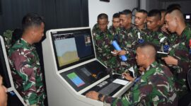 Siswa Pusdiklek Kodiklatal latihan teknologi sistem kendali senjata