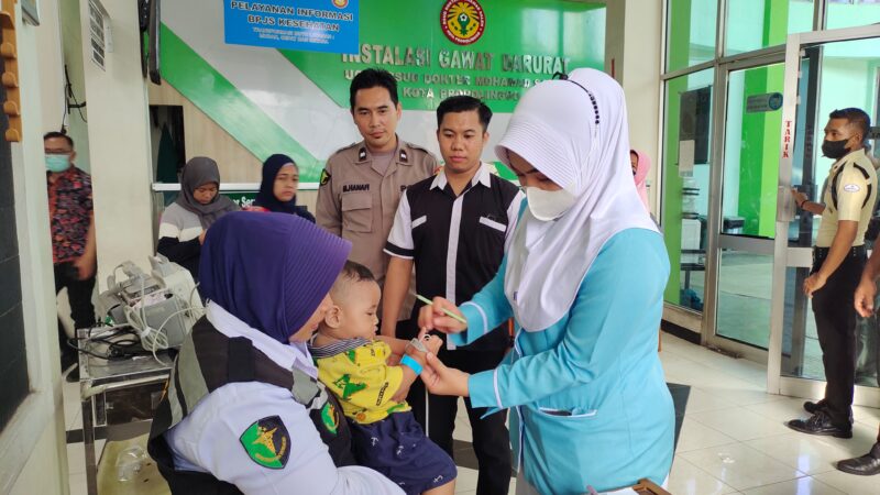 Polres Probolinggo libatkan tim Dokkes periksa kesehatan balita korban kekerasan