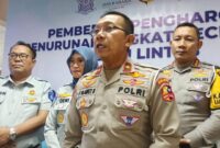 Dirgakkum Korlantas Polri, Brigjen Pol Raden Slamet Santoso didampingi Dirlantas Polda Jatim, Kombespol Komarudin