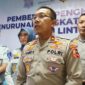 Dirgakkum Korlantas Polri, Brigjen Pol Raden Slamet Santoso didampingi Dirlantas Polda Jatim, Kombespol Komarudin