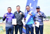 Dankodiklatal Letjen TNI Marinir Nur Alamsyah bersama para pemenang lomba