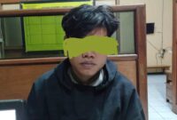 Pelaku diamankan Polisi beserta barang buktinya
