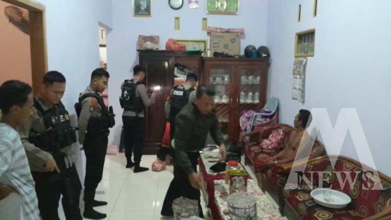 Satsamapta Polres Probolinggo amankan bahan peledak di Besuk