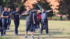 Dankodiklatal Letjen TNI Marinir Nur Alamsyah didampingi Wadan Kodikalatal Laksda TNI Eko Wahjono