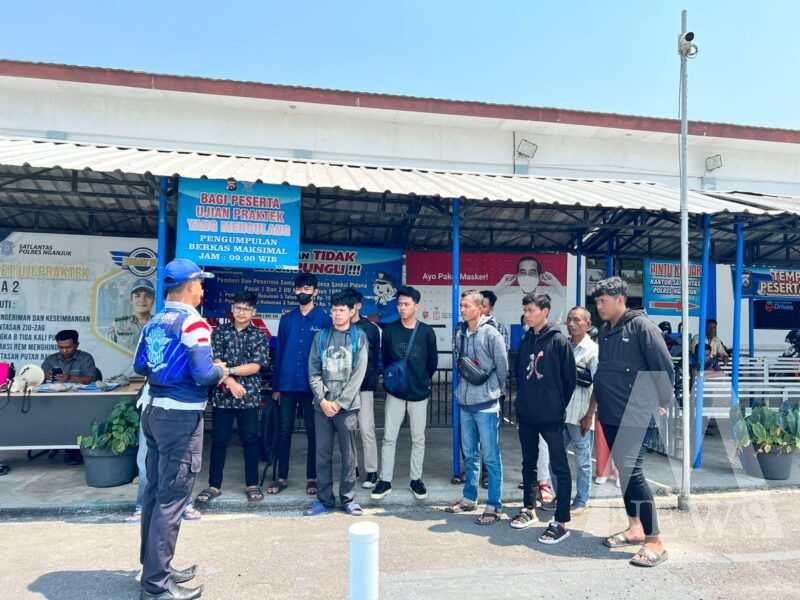 Polres Nganjuk sosialisasi ke pemohon SIM