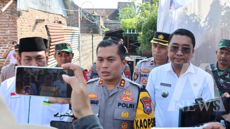 Kapolres Nganjuk AKBP Muhammad saat tinjau lokasi bedah rumah