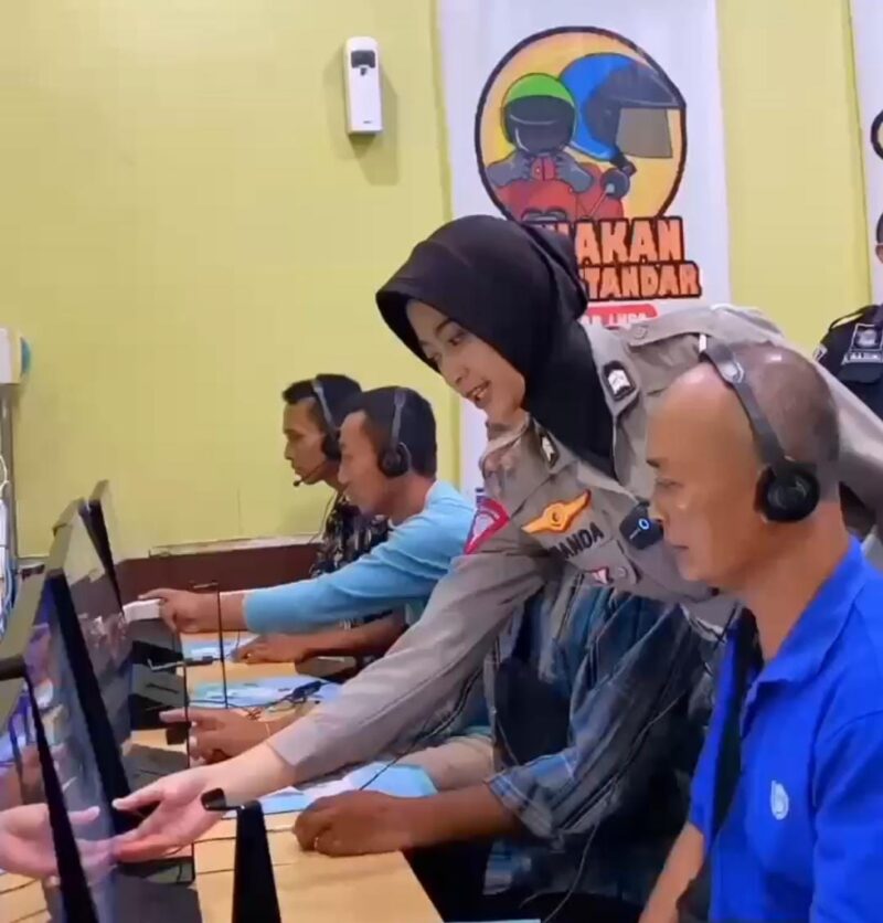 Polwan Polres Tulungagung edukasi kaum Difabel